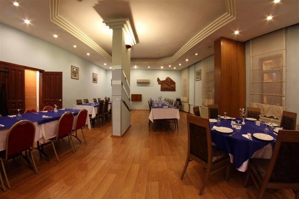 Altinoez Hotel เนฟซิเฮียร์ ภายนอก รูปภาพ